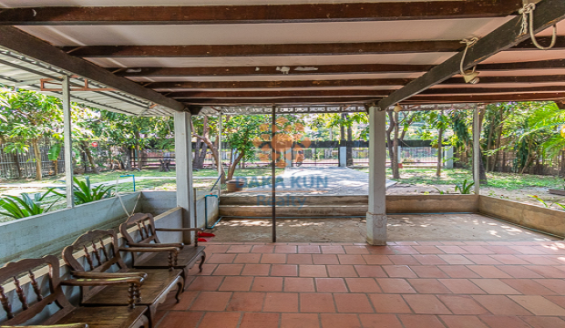 4 Bedrooms Wooden House for Rent in Siem Reap-Svay Dangkum
