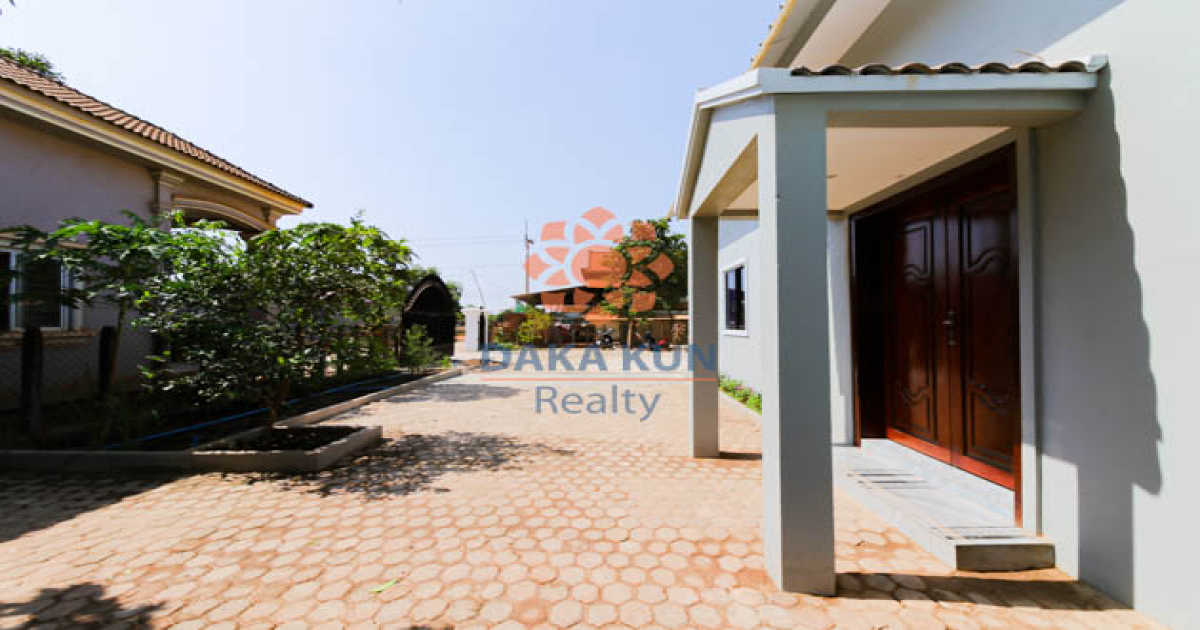 3 Bedrooms House for Rent in Siem Reap City, Chreav