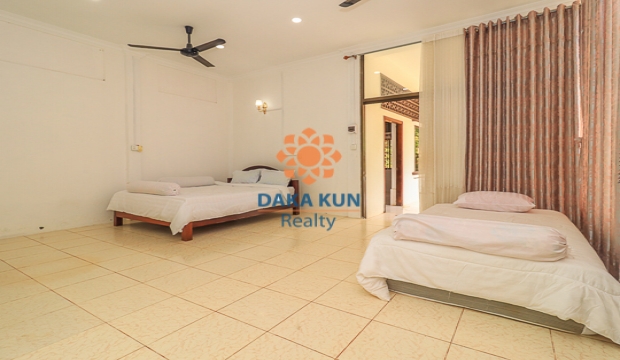 3 Bedrooms Wooden House for Rent in Siem reap-Sala kamreuk