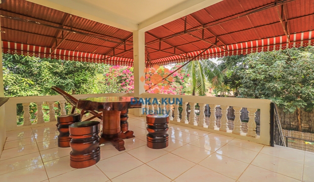 3 Bedrooms Wooden House for Rent in Siem reap-Sala kamreuk