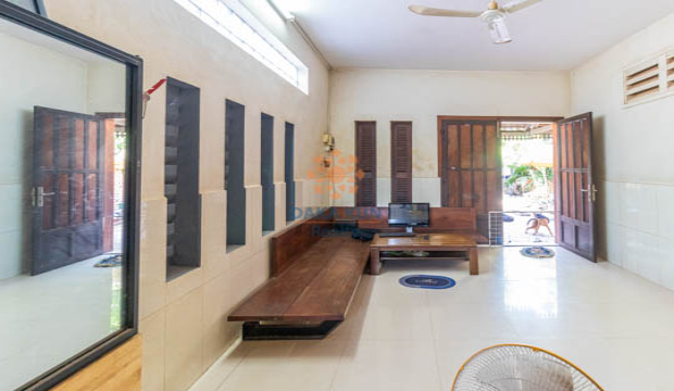 3 Bedrooms House for Rent in Krong Siem Reap-Svay Dangkum