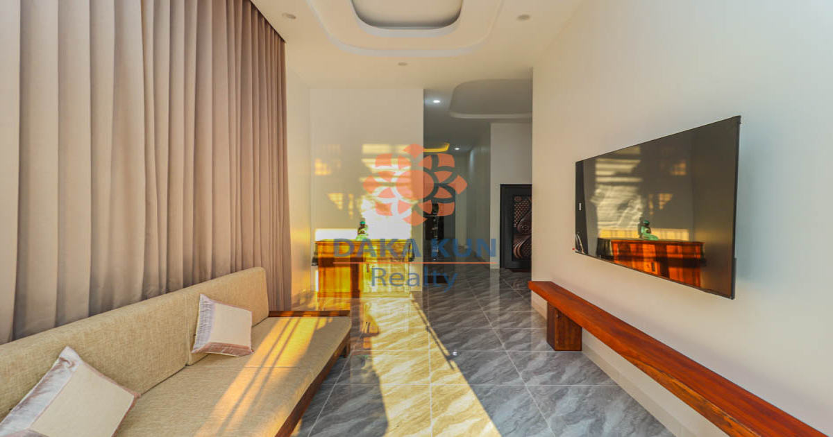 Villa with Swimming Pool for Sale in Siem Reap City