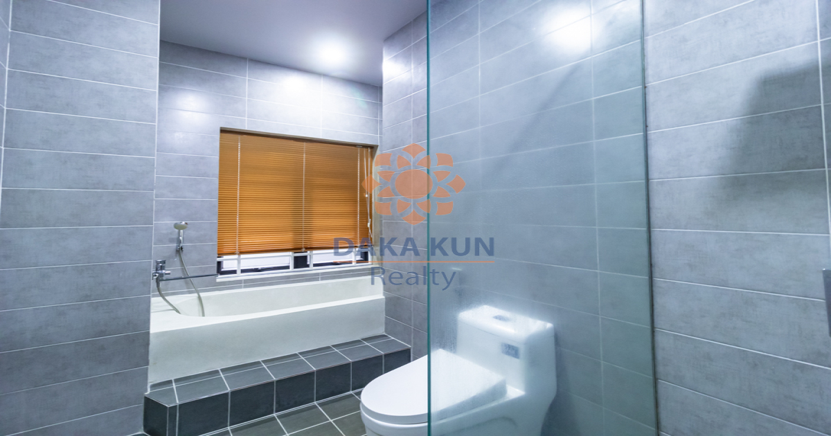 3 Bedrooms House For Rent In Siem Reap City- Svay Dangkum