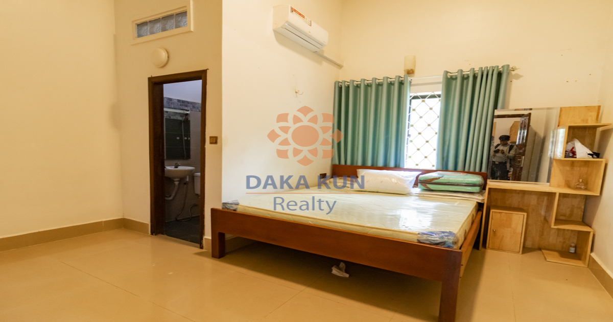 4 Bedrooms House For Rent In Siem Reap City-Svay Dangkum