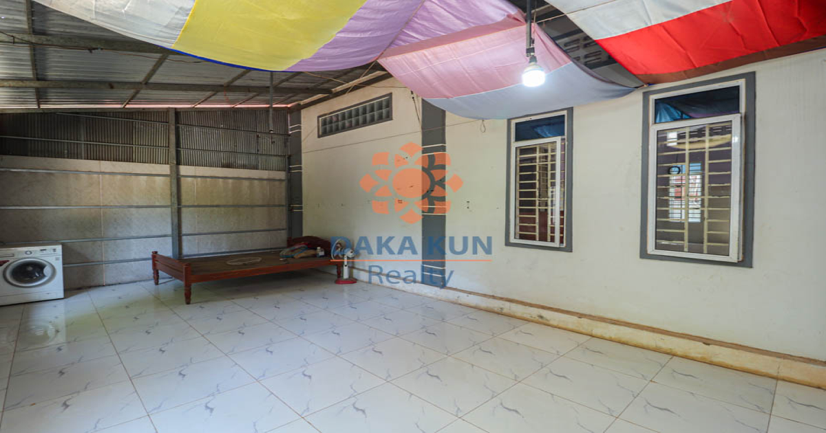1 Bedroom House for Rent in Siem Reap City, near Phsar Krom