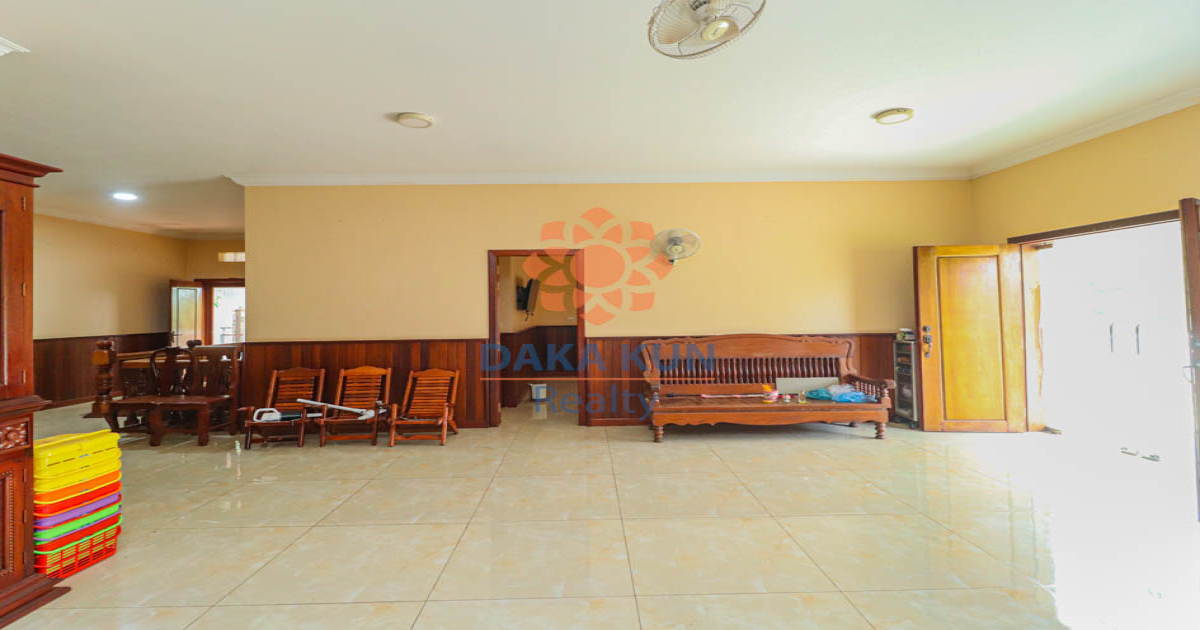 8 Bedrooms House for Rent in Siem Reap City