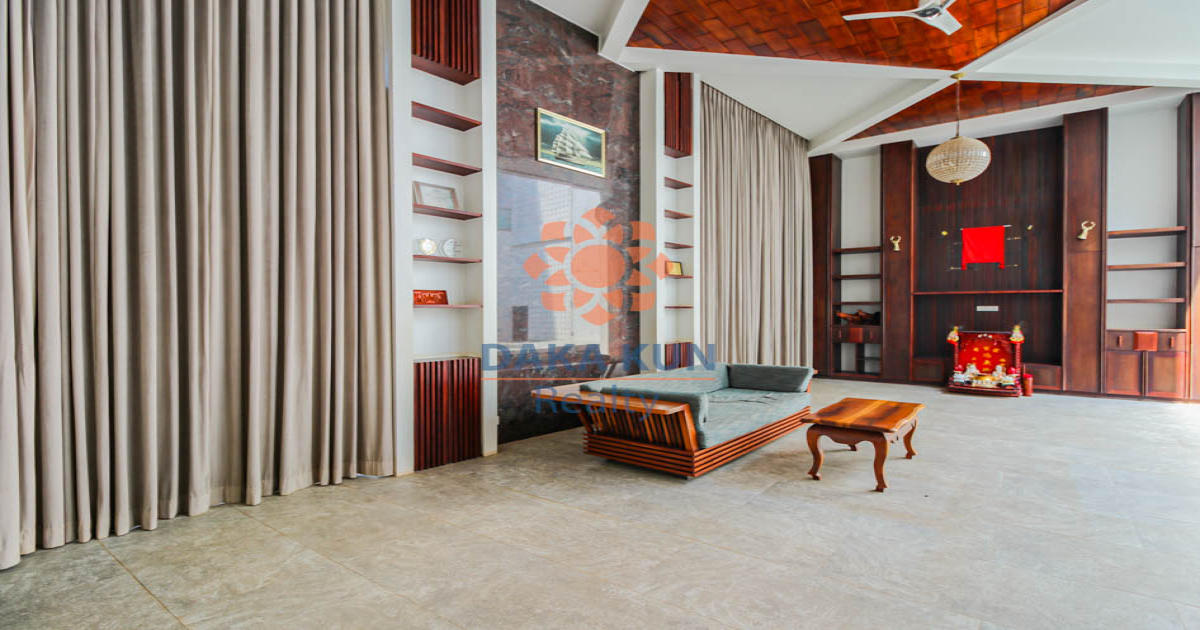5 Bedrooms House for Sale in Siem Reap City, Kouk Chak