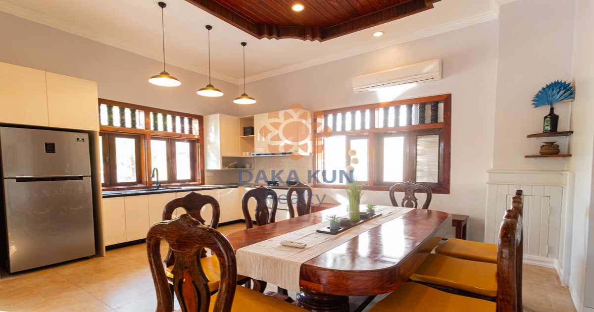 5 Bedrooms Villa for Rent with Pool in Siem Reap-Svay Dongkum