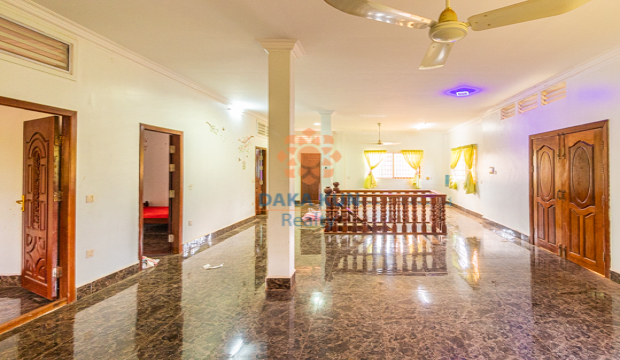 6 Bedrooms House for Rent in Krong Siem Reap-Sla Kram