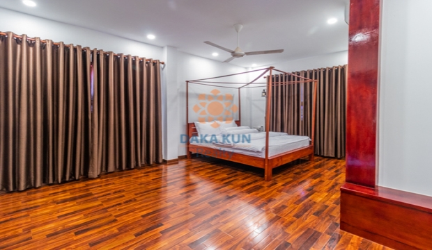 3 Bedrooms Wooden House for Rent in Siem Reap