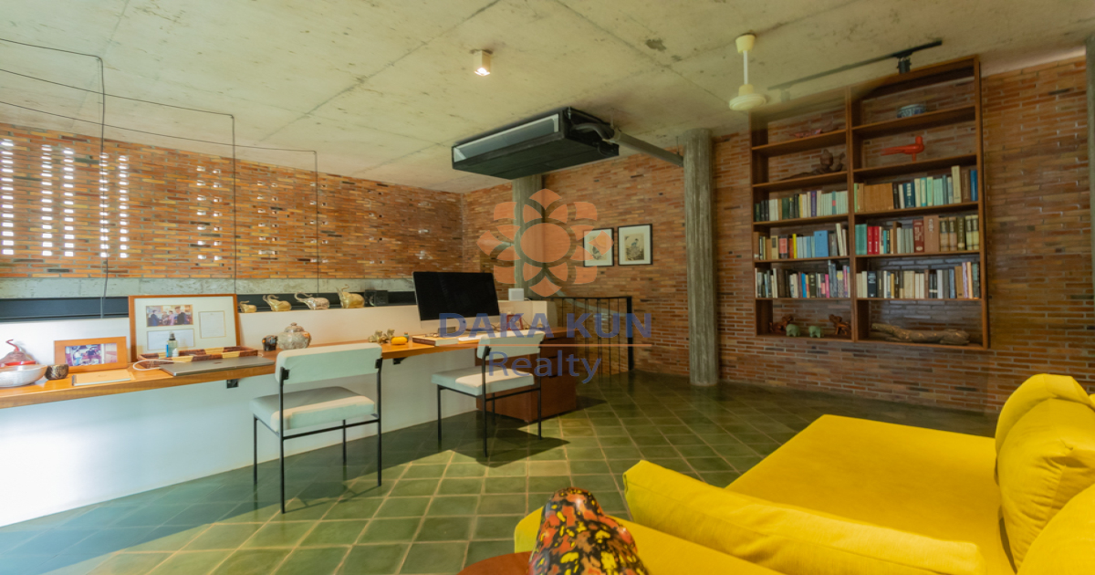 Modern Villa For Sale In Siem Reapa City-Wat Damnak