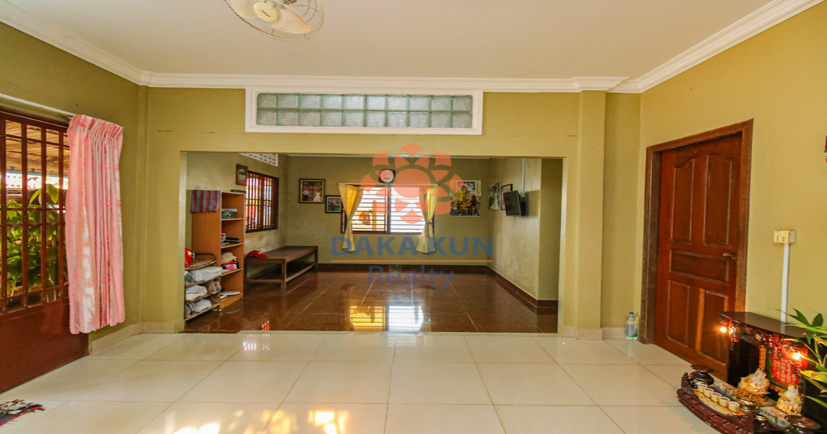 3 Bedrooms House for Sale in Siem Reap City, Svay Dangkum