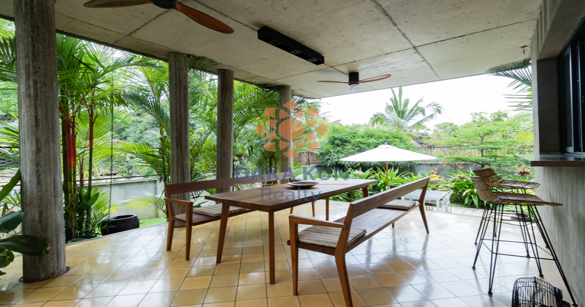 Modern Villa For Sale In Siem Reapa City-Wat Damnak