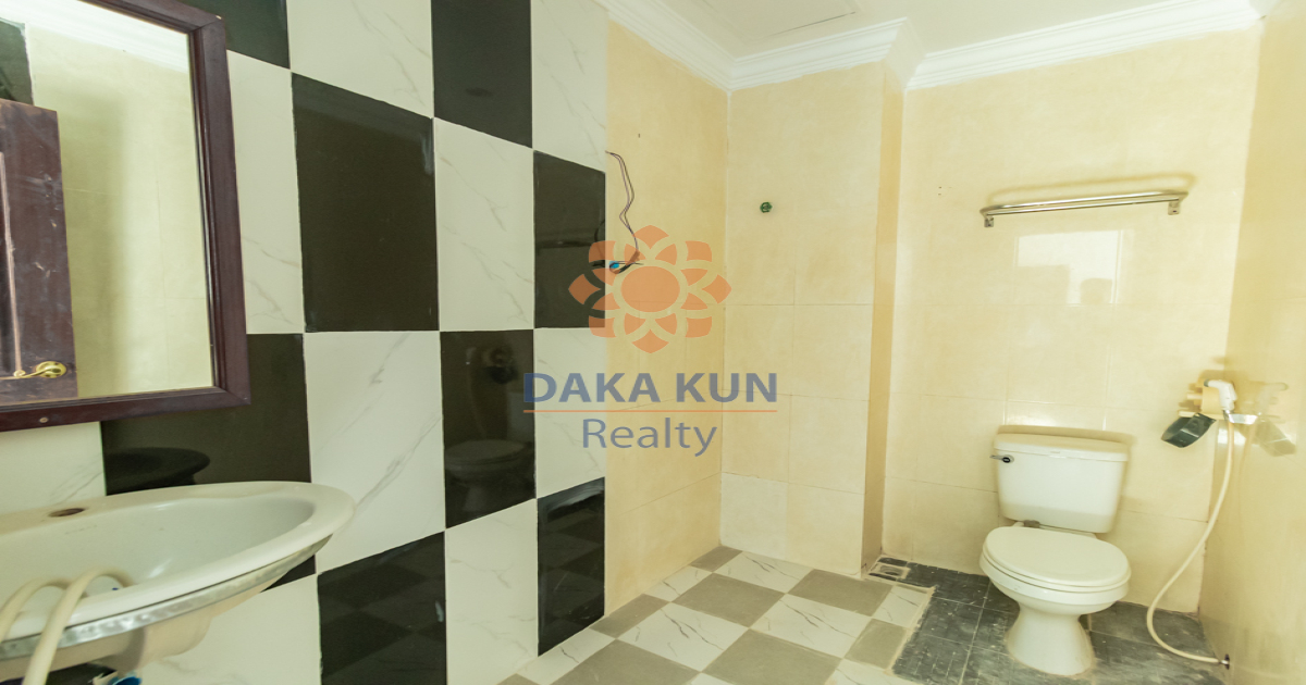 Guesthouse for Sale In Siem Reap City-Svay Dangkum