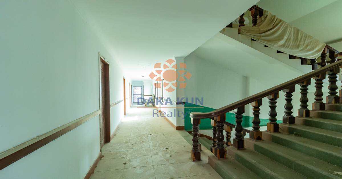 Guesthouse for Sale In Siem Reap City-Svay Dangkum