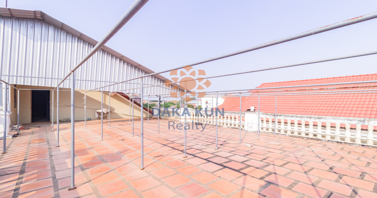 Guesthouse for Sale In Siem Reap City-Svay Dangkum