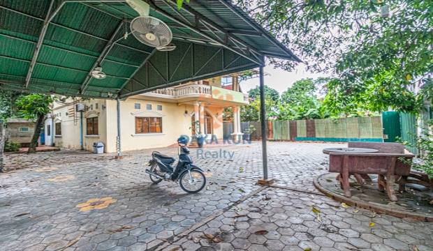 5 Bedrooms House for Rent in Siem Reap-Svay Dangkum