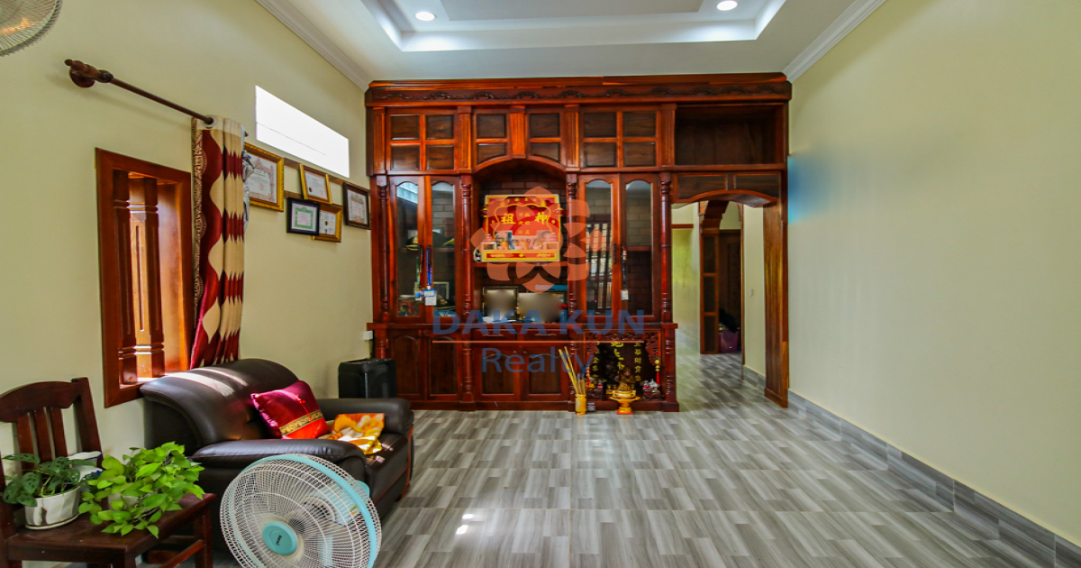 2 Bedrooms House for Sale in Siem Reap City, Svay Dangkum