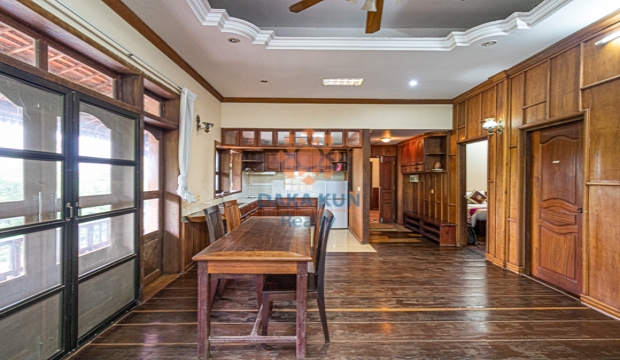 3 Bedrooms Apartment for Rent in Krong Siem Reap-Riverside