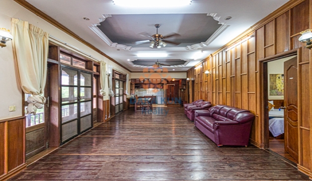 3 Bedrooms Apartment for Rent in Krong Siem Reap-Riverside