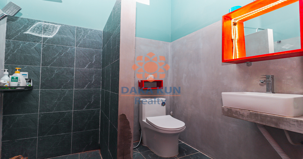 2 Bedrooms House for Rent in Siem Reap City, Chreav