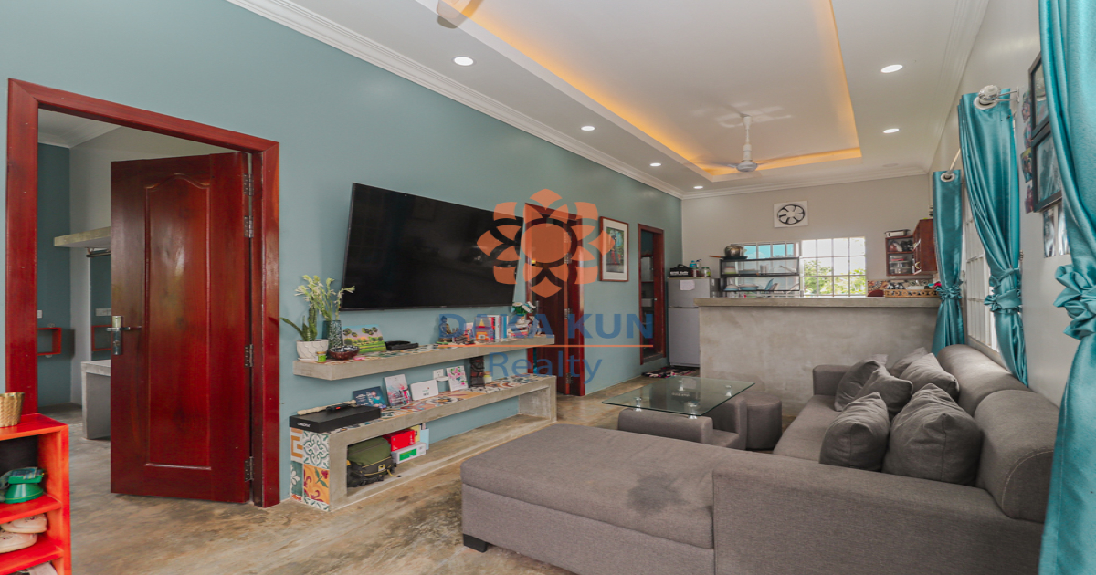 2 Bedrooms House for Rent in Siem Reap City, Chreav