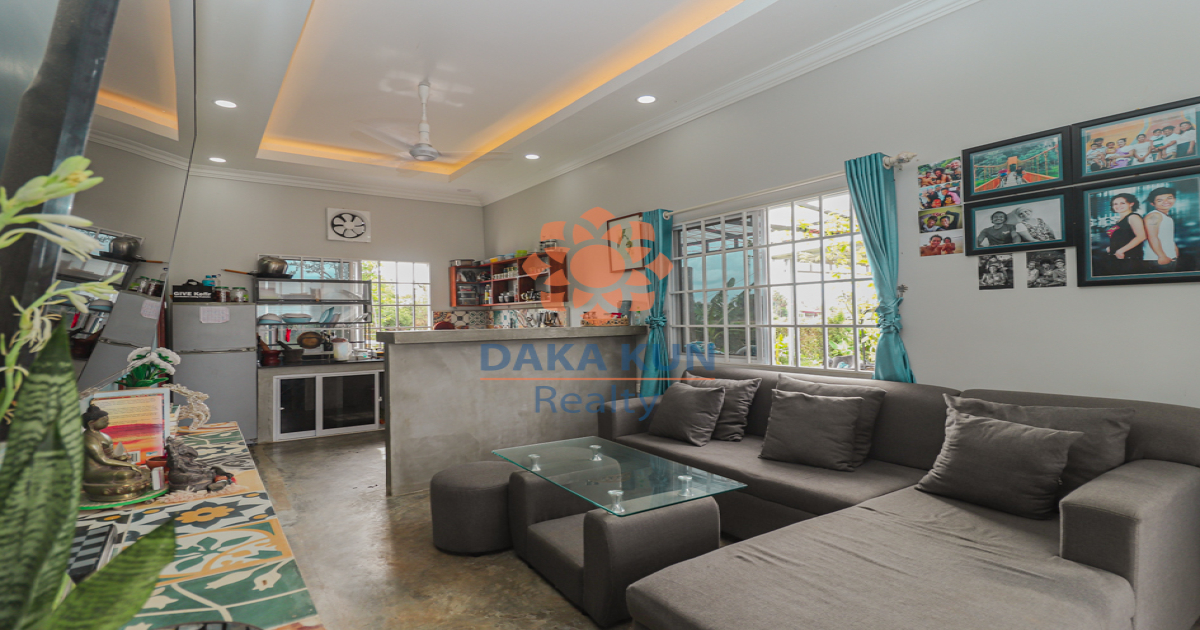 2 Bedrooms House for Rent in Siem Reap City, Chreav