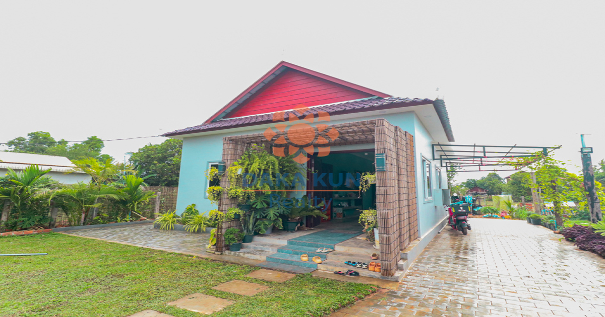 2 Bedrooms House for Rent in Siem Reap City, Chreav