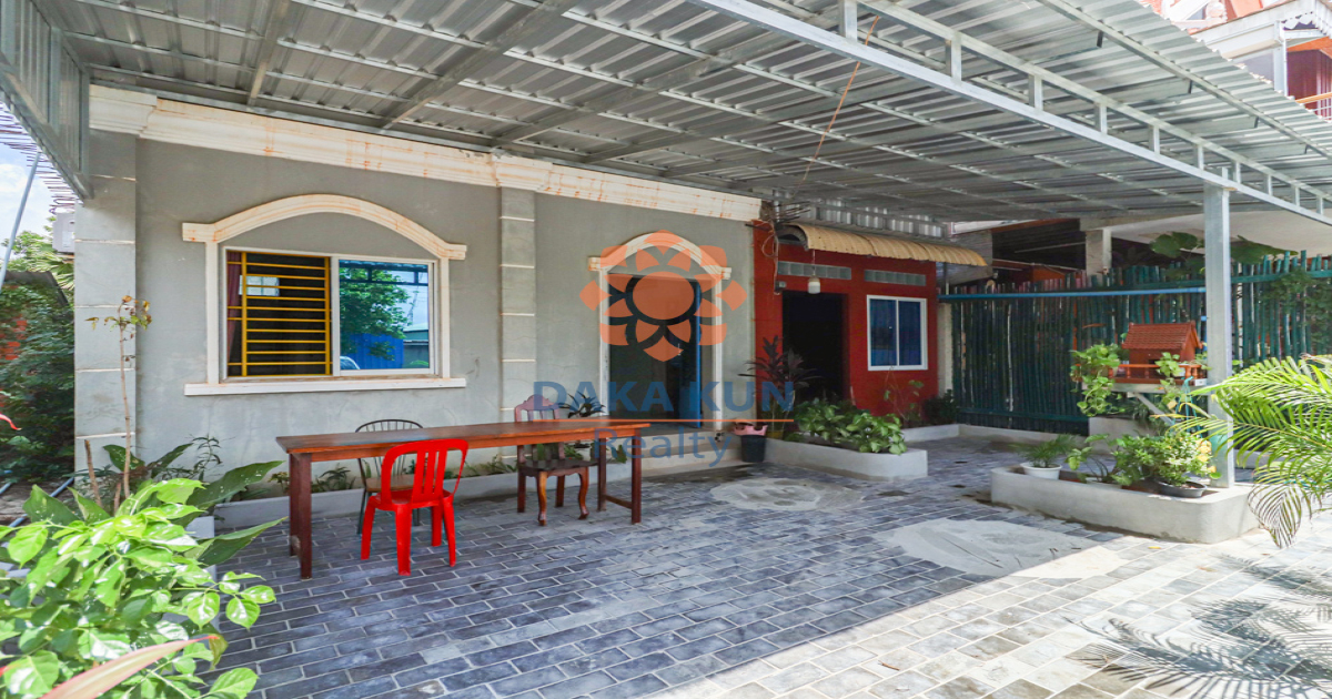 2 Bedrooms House for Rent in Siem Reap City, Sala Kamreuk