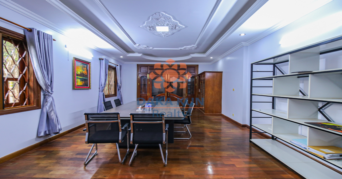 5 Bedrooms House for Rent in Siem Reap City, Svay Dangkum