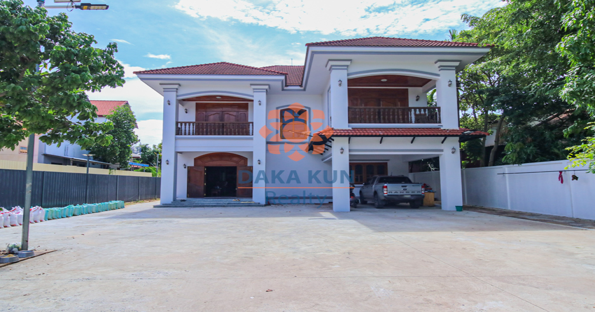 5 Bedrooms House for Rent in Siem Reap City, Svay Dangkum