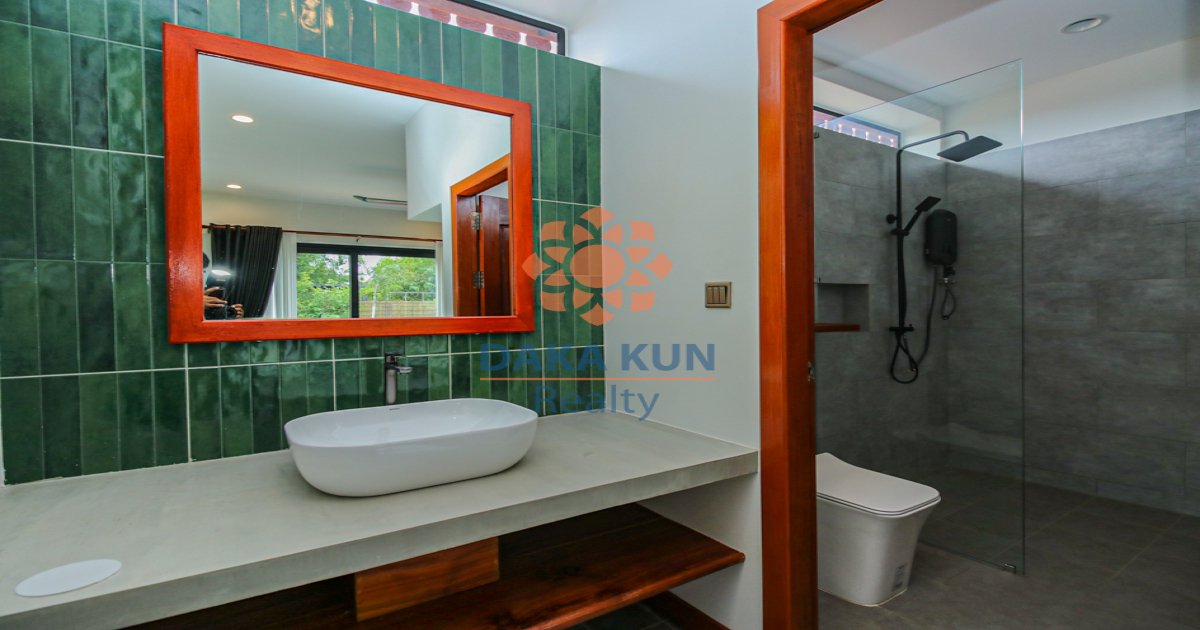 Modern Villa with Swimming Pool for Rent in Siem Reap City