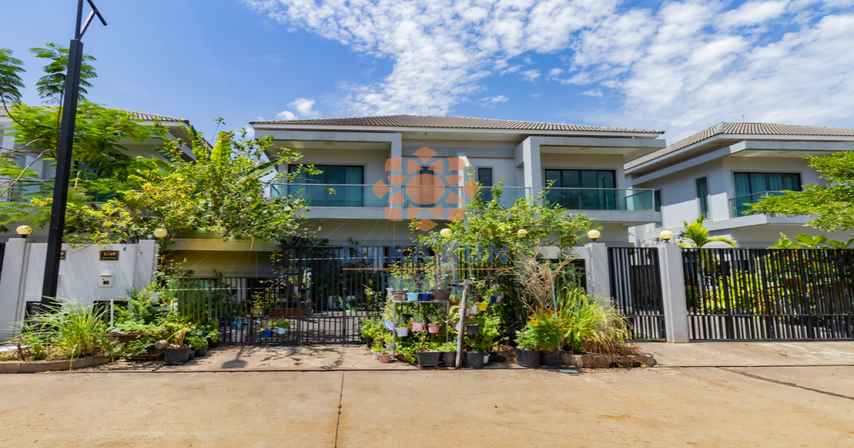 3 Bedrooms Twin-Villa for Sale in Siem Reap City