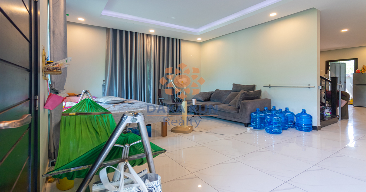 3 Bedrooms Twin-Villa for Sale in Siem Reap City