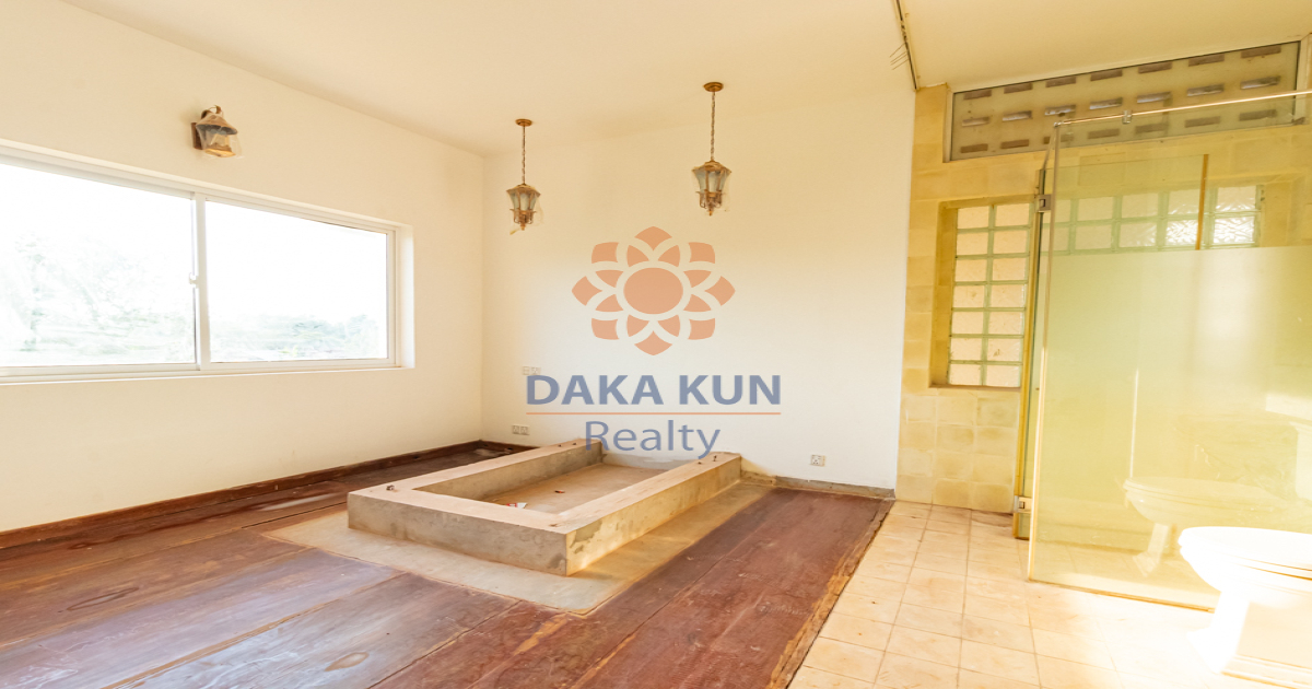 Hotel for Sale in Siem Reap-Kork Chork
