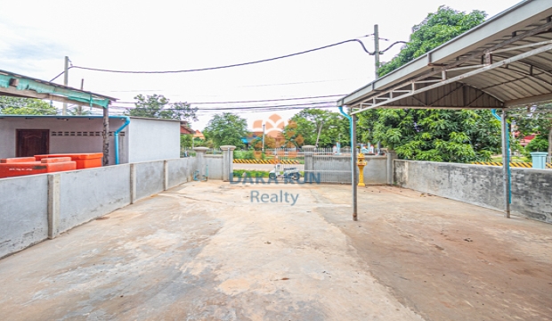4 Bedrooms House for Rent in Krong Siem Reap-Riverside