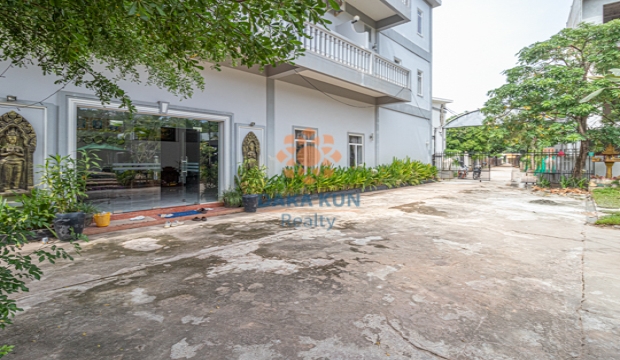 Boutique for Rent in Krong Siem Reap-Bakheng Road