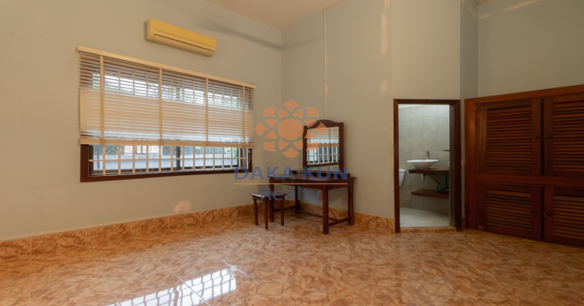 3 Bedrooms House for Rent in Siem Reap City-Sala Kamreuk