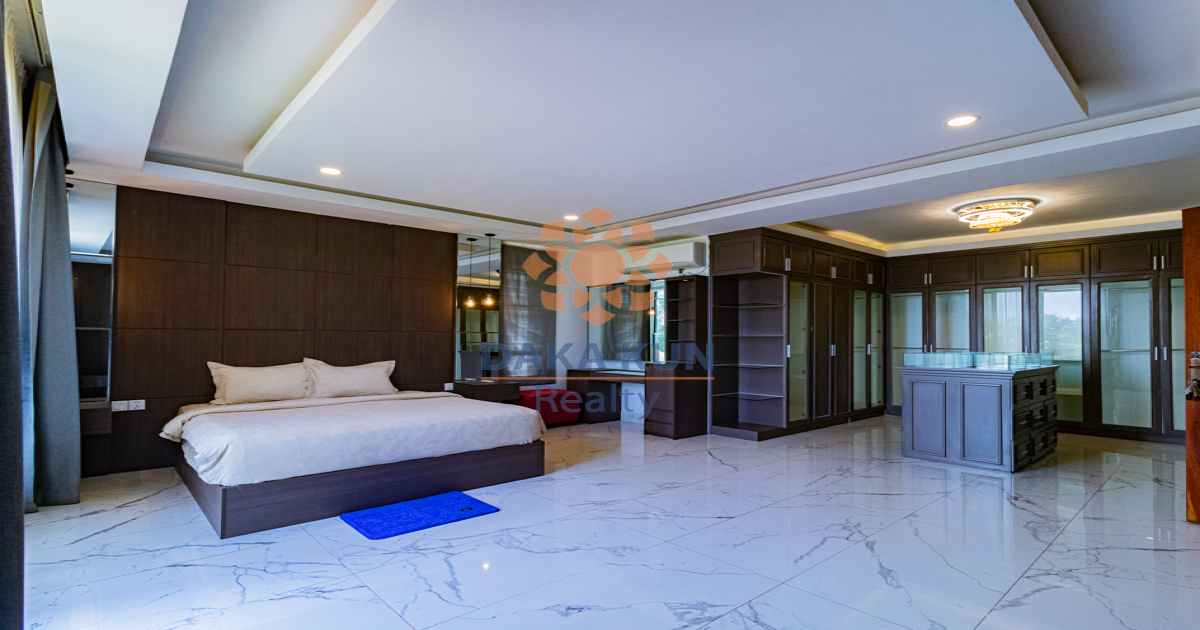 4 Bedrooms Apartment for Rent in Svay Dangkum-Siem Reap City