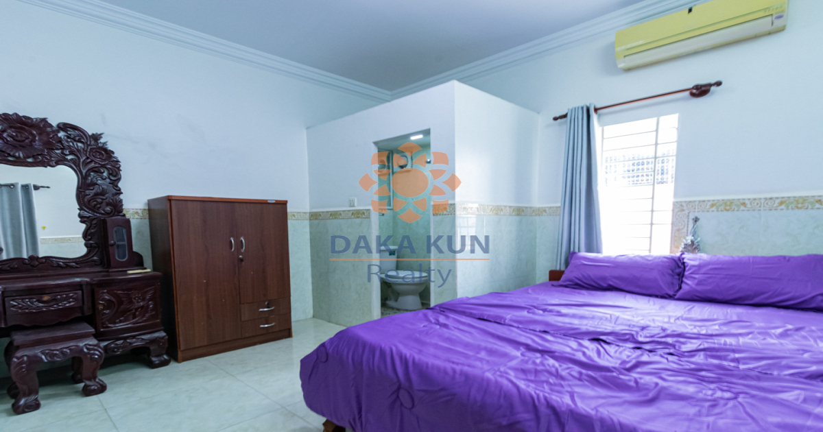 3 Bedrooms Town House for Rent Siem Reap City-Svay Dangkum
