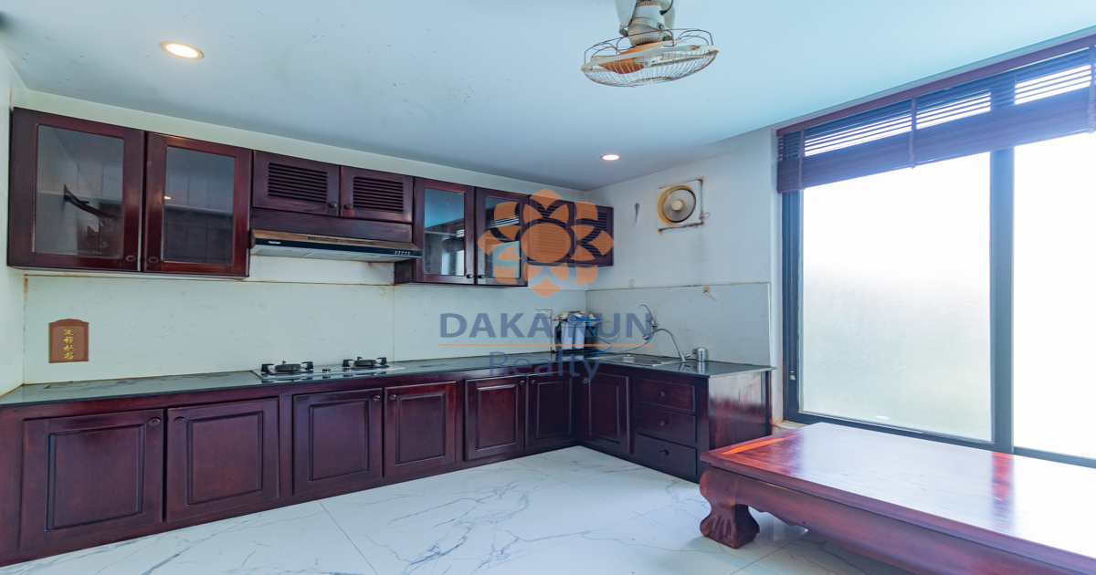 4 Bedrooms Apartment for Rent in Svay Dangkum-Siem Reap City