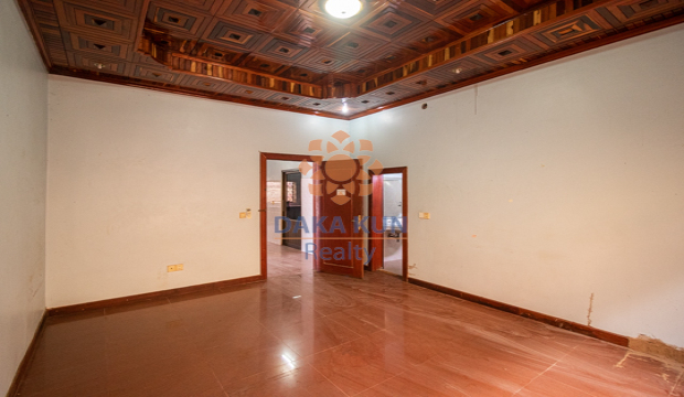 7 Bedrooms House for Rent in Krong Siem Reap-Svay Dangkum
