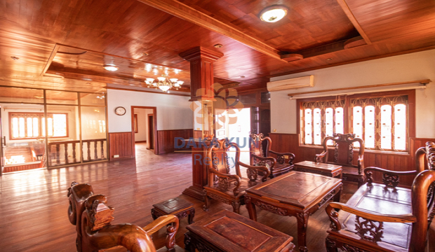 7 Bedrooms House for Rent in Krong Siem Reap-Svay Dangkum
