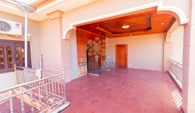 7 Bedrooms House for Rent in Krong Siem Reap-Svay Dangkum