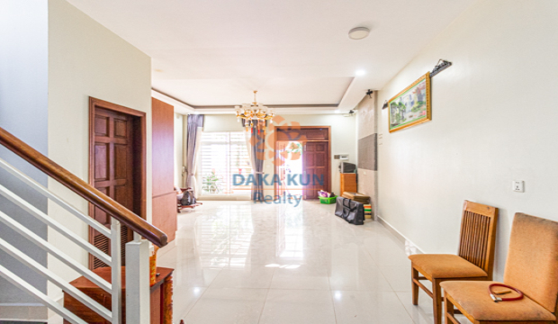 3 Bedrooms House for Rent in Krong Siem Reap-Svay Dangkum