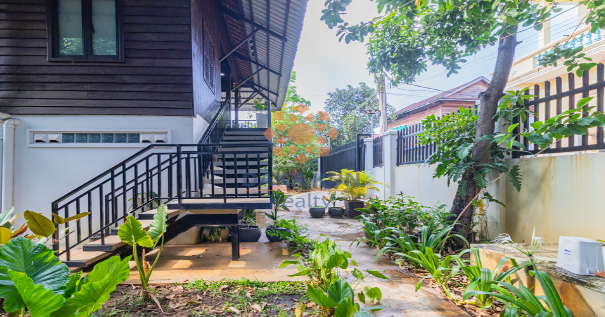 Wooden House for Rent in Sala Kamruek-Siem Reap City