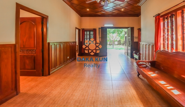 3 Bedrooms House for Rent in Siem Reap-Sala Kamreuk