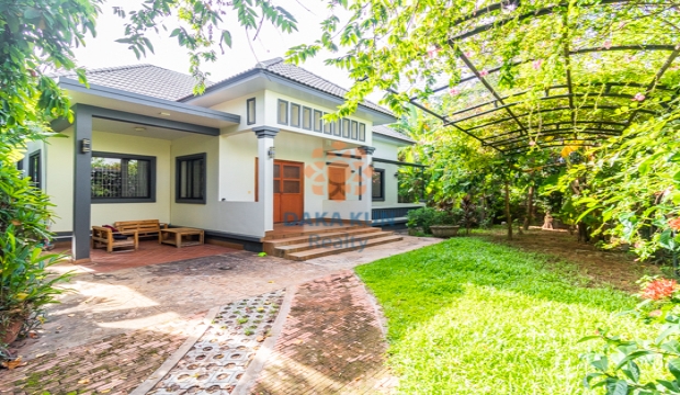 2 Bedrooms House for Rent in Siem Reap-Sala Kamreuk