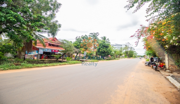 Urgent Sale Land near Sala Kamreuk-Siem Reap