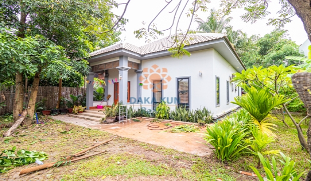 2 Bedrooms House for Rent in Siem Reap-Sala Kamreuk